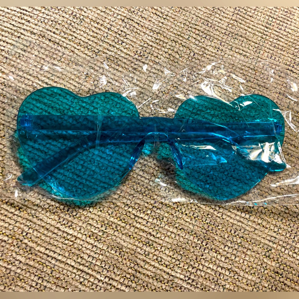 2/$10   Turquoise Heart Sunglasses